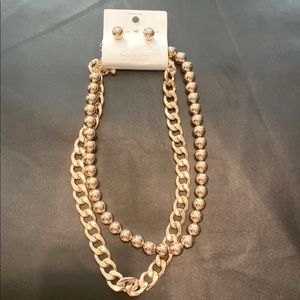 Gold Chain Necklace with earrings. Costume Jewelry.